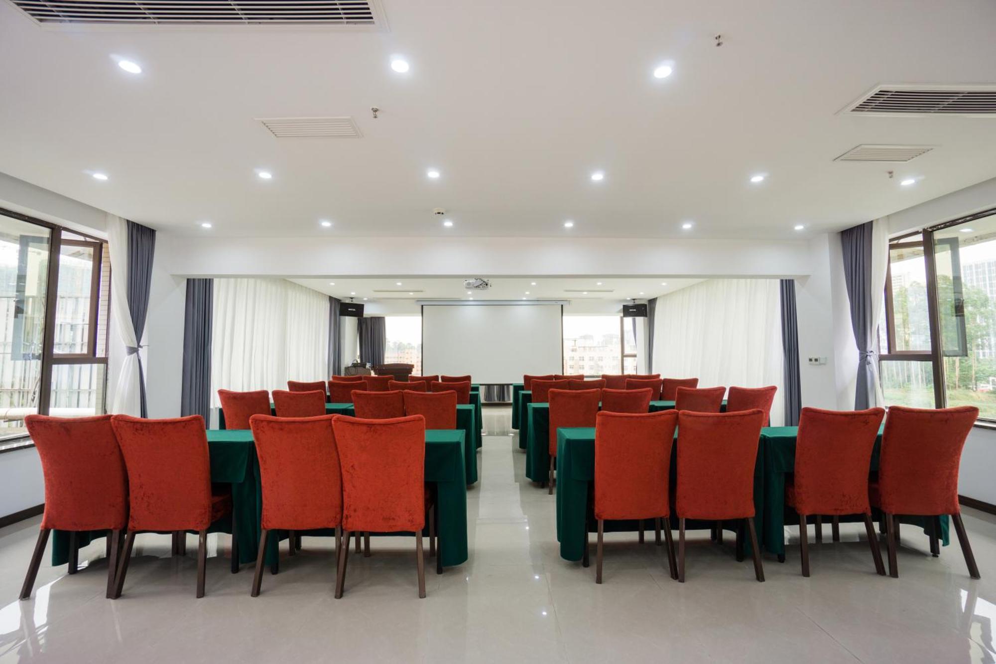 Jin-Tai Holiday Hotel Lạc Sơn Ngoại thất bức ảnh