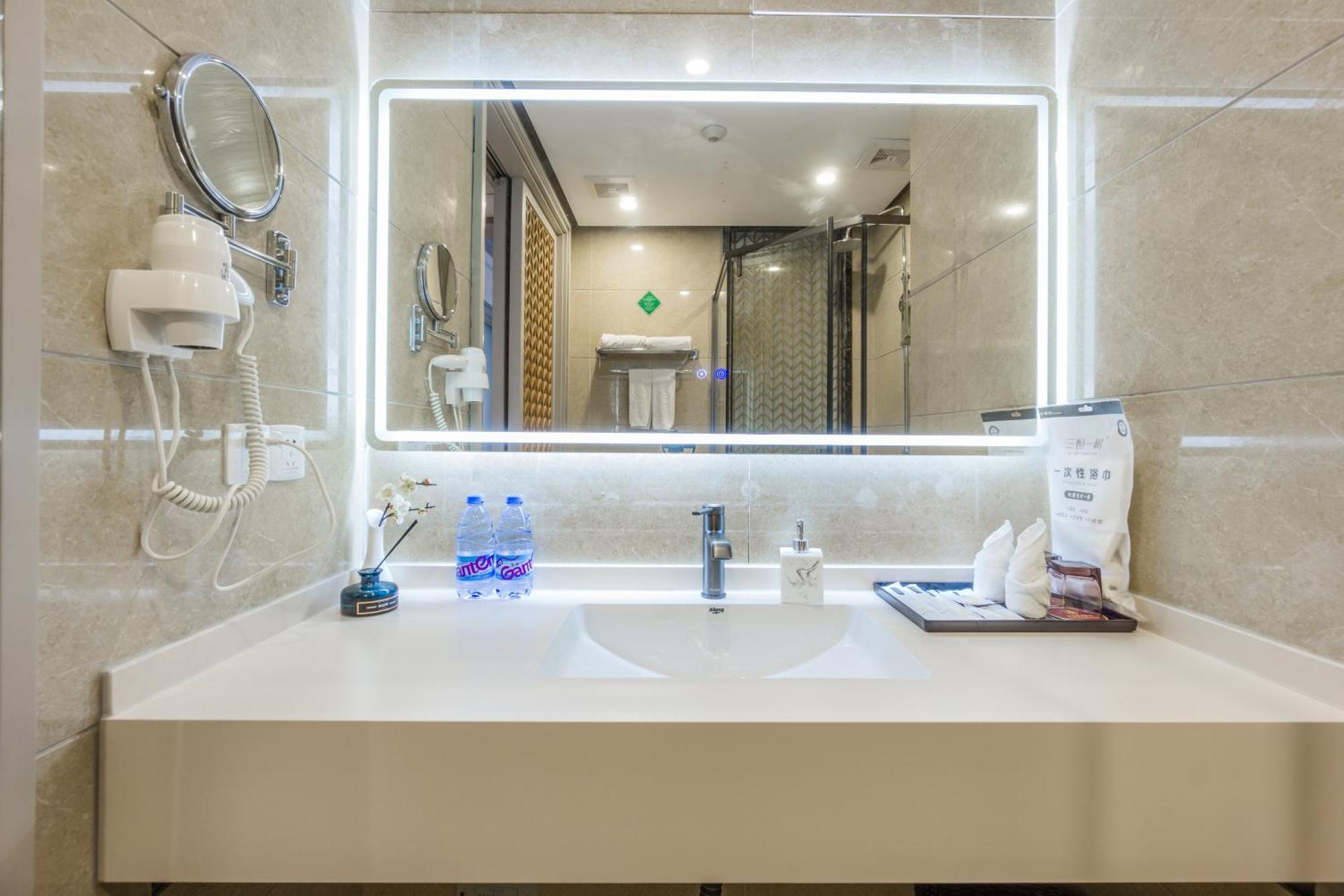 Jin-Tai Holiday Hotel Lạc Sơn Ngoại thất bức ảnh