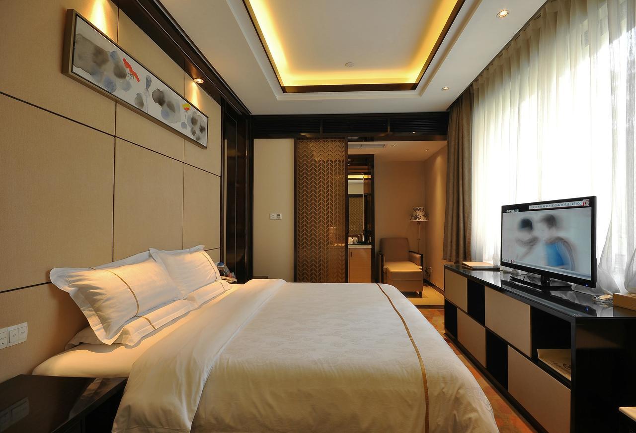 Jin-Tai Holiday Hotel Lạc Sơn Ngoại thất bức ảnh